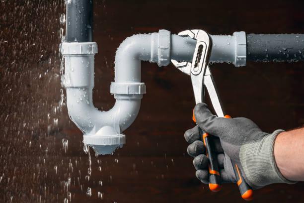 Professional Gas Line Repair technician working in Jamesville, VA